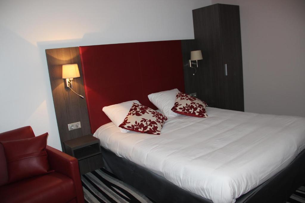 Kyriad Saint Quentin en Yvelines - Montigny Habitación foto